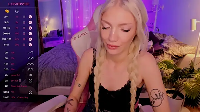 AnyaTaylor_ webcam