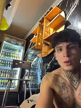_Tomy08calderon Live Webcam on Stripchat