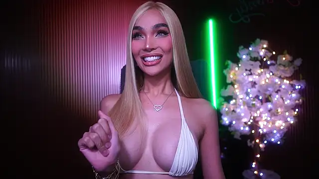 xxforyoureyesonlyxx webcam
