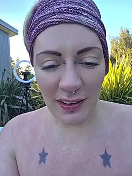 Watch PinkTheHawk live on EroticFlix - High definition streams