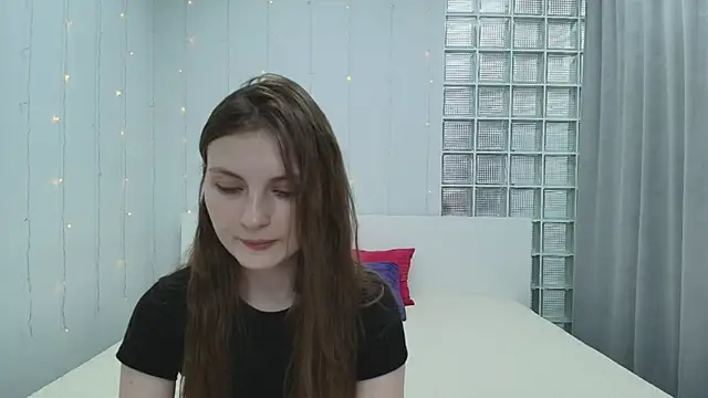 Watch Shyly__Lisa live on EroticFlix - High definition streams