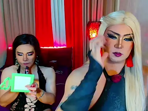 Wildest_Slave_Huntress webcam
