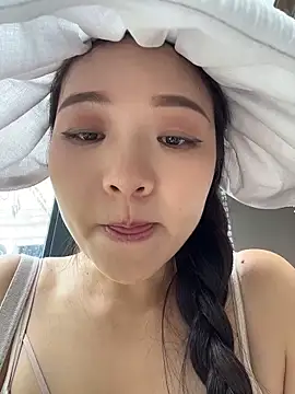 xiaochengzi505 - Xiaochengzi505's free webcam - UK Sex Cams