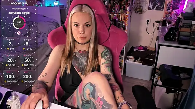 Watch ChloeKohaku live on EroticFlix - High definition streams