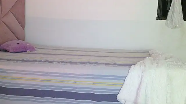 eva_sin18 (F young) - double penetration