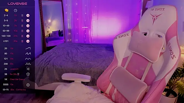 AnyaTaylor_ webcam