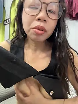 honghong_mother live sex cam