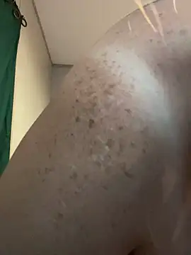 Roxie6989 live cam on StripChat