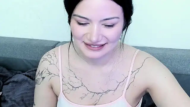 Dark_Moni webcam