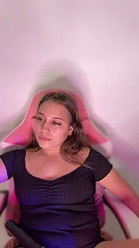 ScarletVelvetX webcam