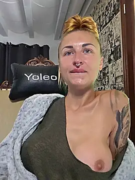 Watch kylie_blck live on EroticFlix - High definition streams