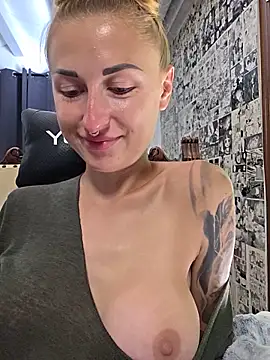 Watch kylie_blck live on EroticFlix - High definition streams
