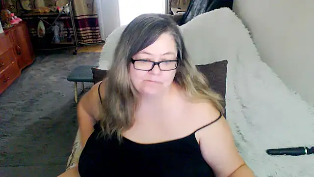 sex2 (F mature) - naked, squirt