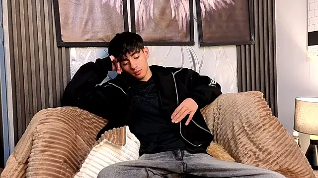 demian_hot99 (M twink) - let's cum
