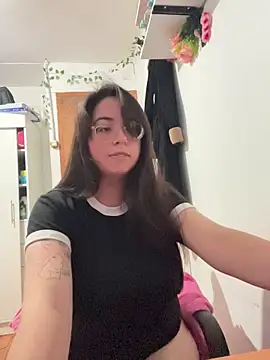 indiegirl666 webcam