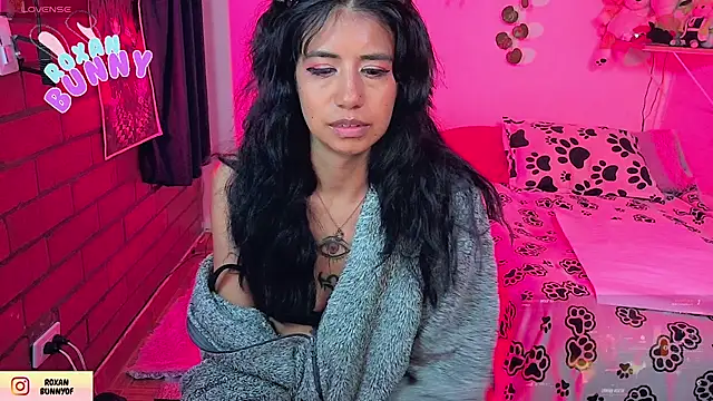 Roxanbunny1 webcam