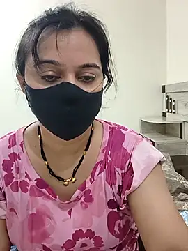 HeartlessGirl webcam