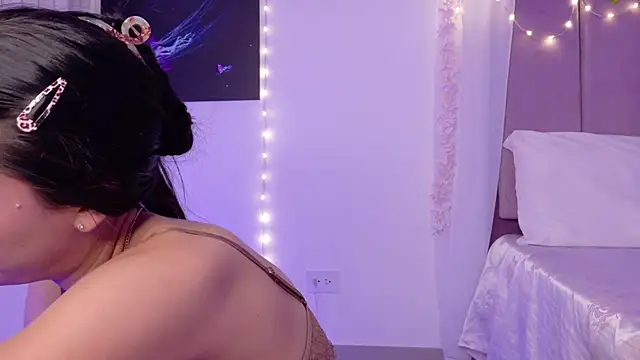 Julie_Bennet webcam