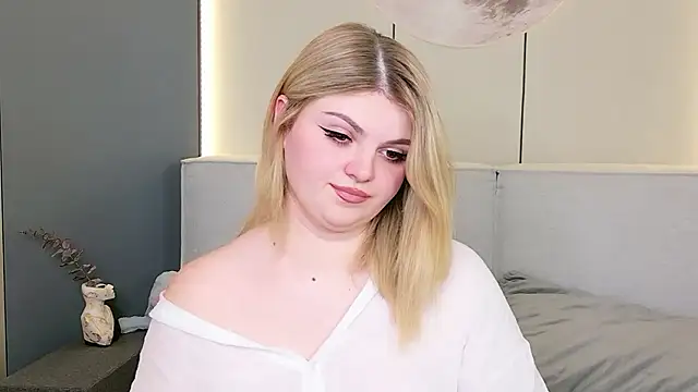 Watch WendyPage live on EroticFlix - High definition streams