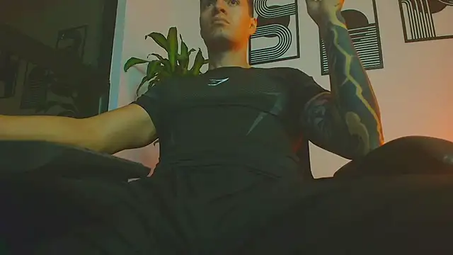 ALPHA_DOMINUS_ webcam