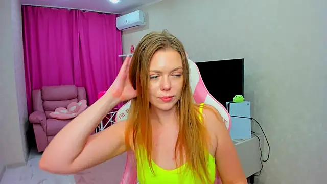 Watch Strawberrye live on EroticFlix - High definition streams