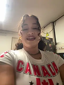 Isa__Blanc webcam