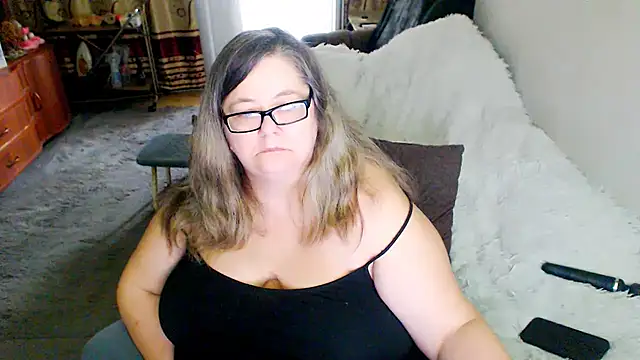 sex2 (F mature) - naked, squirt