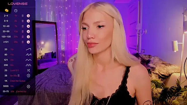AnyaTaylor_ webcam
