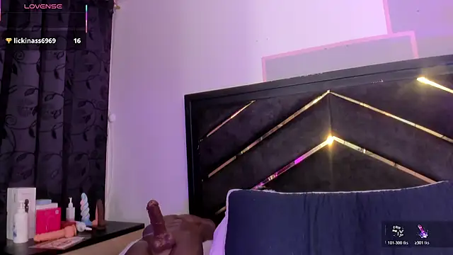 april_jones05