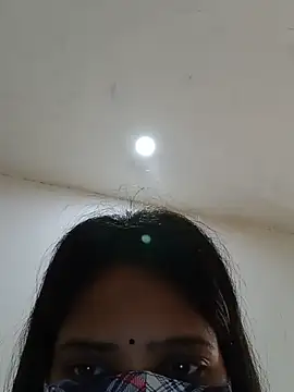 Ipsita-bold webcam