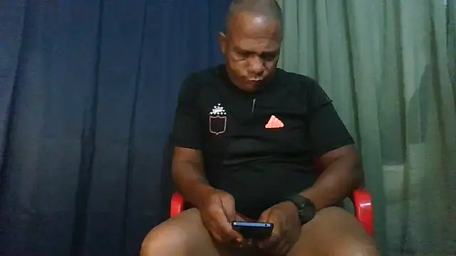bigblackcock75 (M mature) - Milk ulin goal