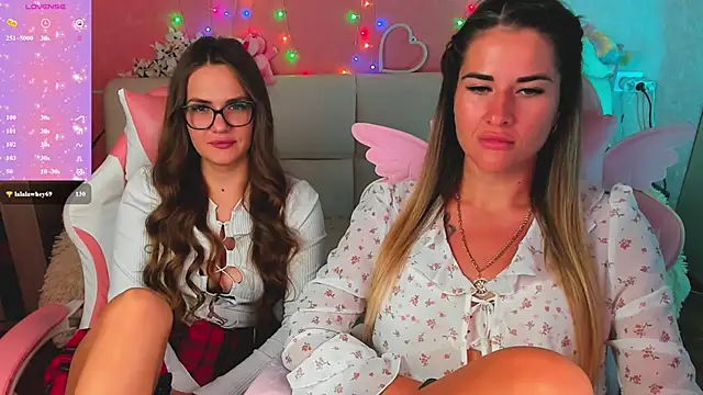 hotty_girls_here (G young) - HOT KISS