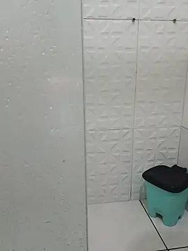 Lupita_sol's room