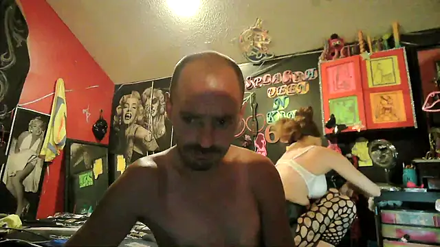 DaddyAndSplashQueen webcam