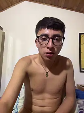 CamiRojas_boy webcam