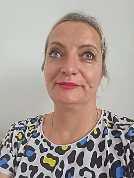 LadyTouch webcam