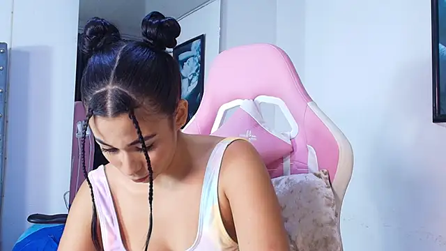 gracewallace_ (F young) - blow job