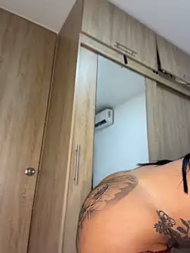 emily-hornyy (F young) - Sr oiling body and fucking tits oiling b