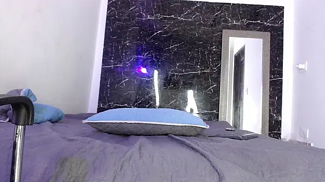 Adrian_Wolf webcam
