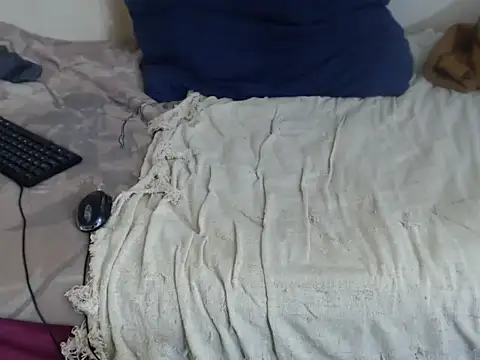 ChantyBaeX webcam