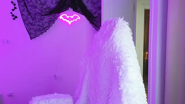 LilithMadden webcam