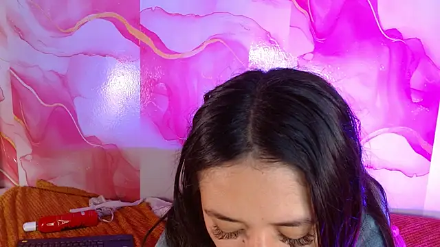 Watch hellenngp live on EroticFlix - High definition streams