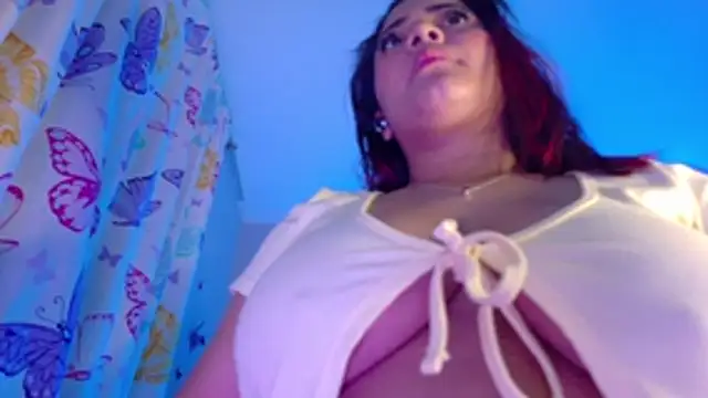 NicolleTaylor webcam