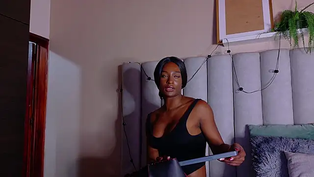 nahomi_campbell webcam