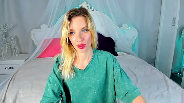 AlinaLovelyX webcam