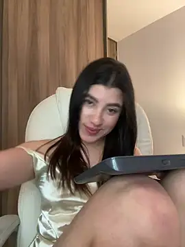 Watch ARITOO_ live on EroticFlix - High definition streams