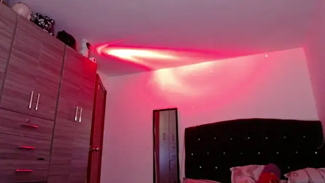 holy_juli webcam