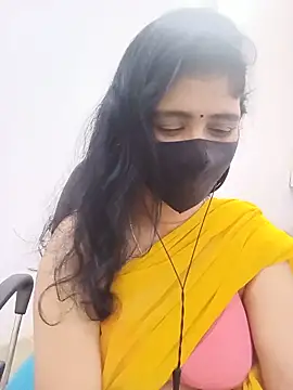 Lucky-Deepthi webcam