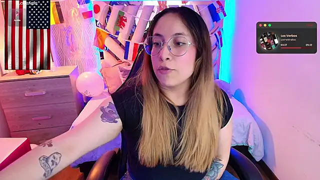 NyxAndria_1 webcam