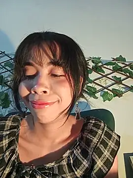 Dolli_virginpussy webcam